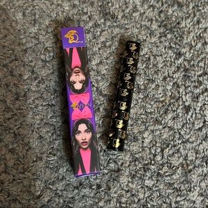 Qveen beauty BOW DOWN BROW GLUE